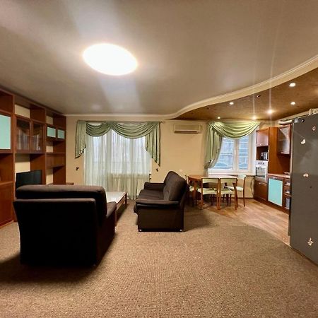 Apartment In The Center Of Kiew Exterior foto